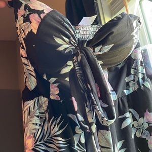 Floral jumpsuit NWT